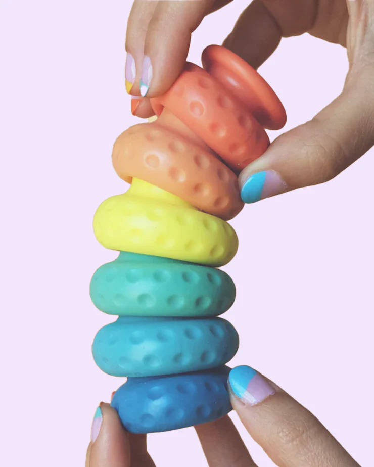 OhNut Buffer Rings - 4 Stackable Depth-Limiting Strap-On Rings for Penetration - Rainbow - Image 2